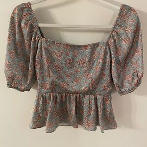 Altar’d state silk cropped peplum floral top